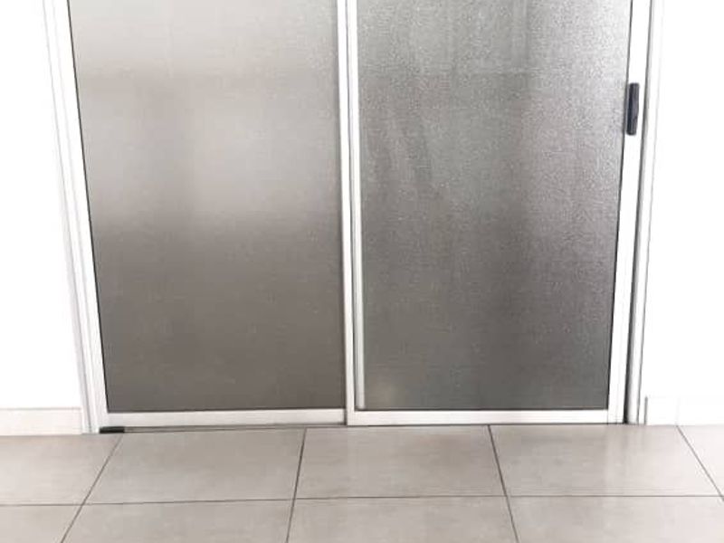 AAA Office Space to Rent - Photo 9