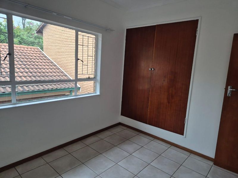 2 Bedroom Apartment to Rent in Sunnyside | Sonskyn |R8 500 per Month - Photo 5