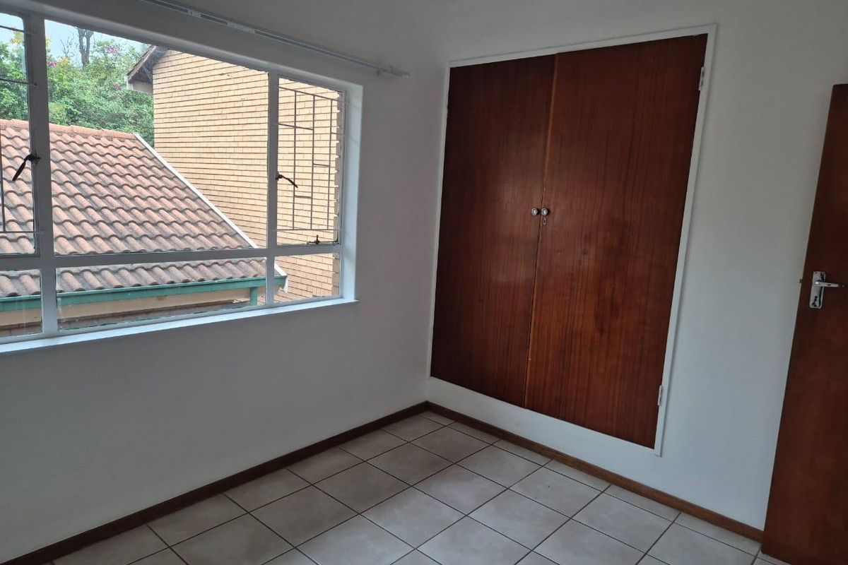 2 Bedroom Apartment to Rent in Sunnyside | Sonskyn |R9 000 per Month - Photo 5
