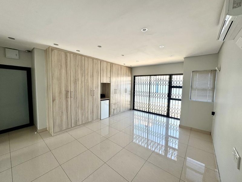 3 Bedroom House For Sale in Elisenheim - Photo 9