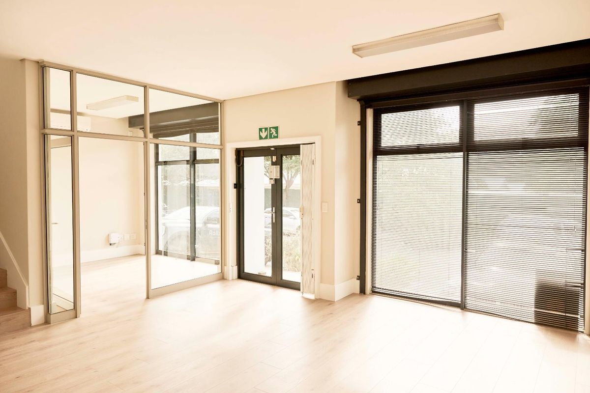 Newly Renovated Modern Offices in Westlake - Photo 2