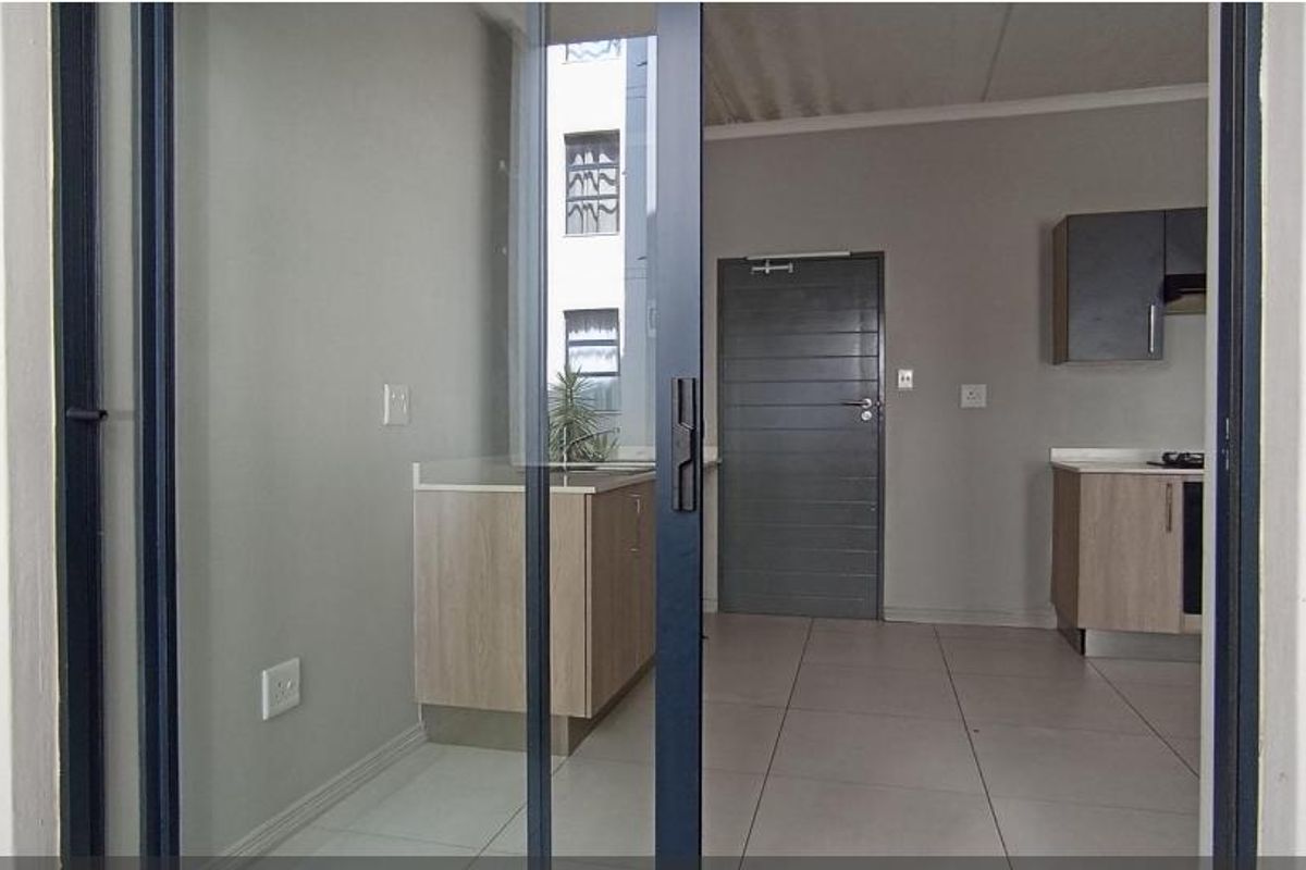 1 Bedroom apartment In Midridge Park - Photo 4