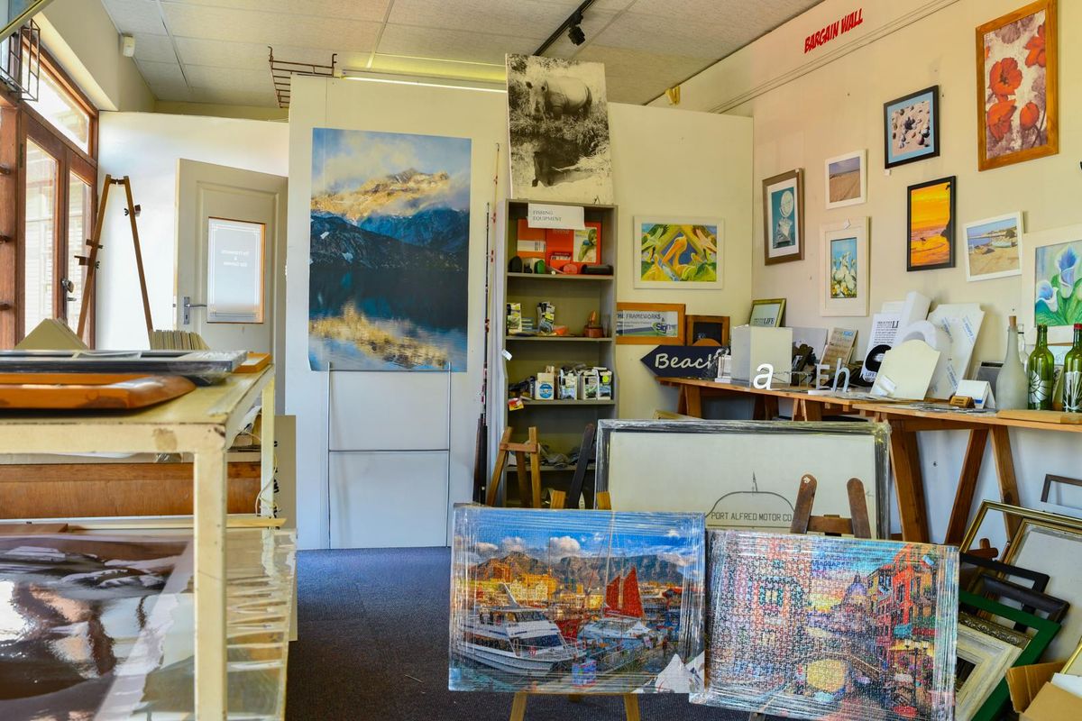 Well, established business for sale in Port Alfred. - Photo 2