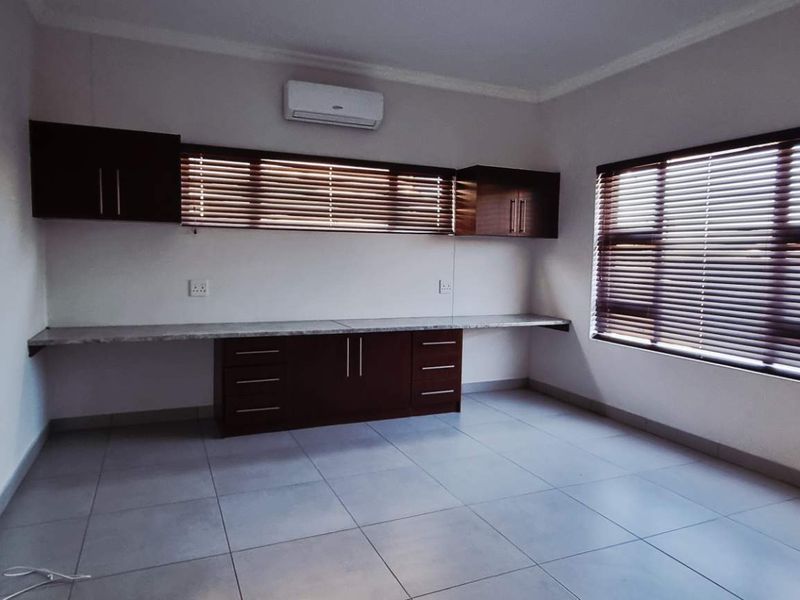 Academia 3 bedroom house - Photo 5