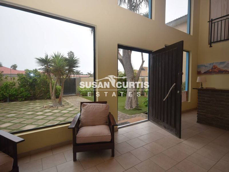 9 BEDROOM GUEST HOUSE FOR SALE IN SWAKOPMUND CENTRAL - Photo 6