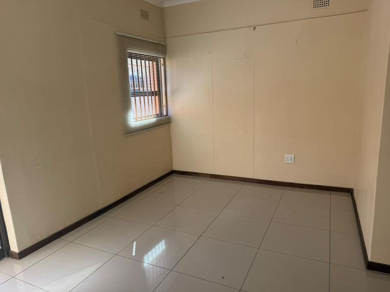 🏢 OFFICE SPACE TO LET – Windhoek North 📍Hosea Kutako Drive, Windhoek North - Photo 9