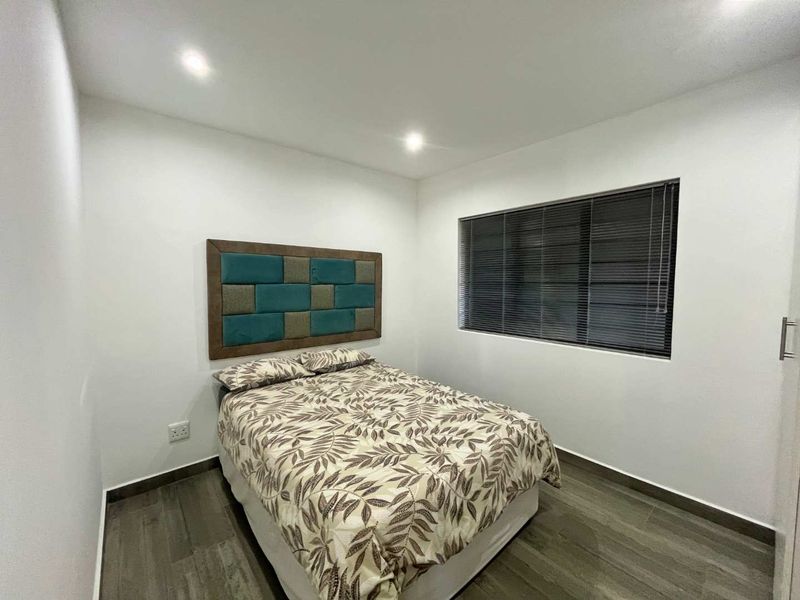 Hendra - Chic Urban Retreat , 2 Bedroom apartment in Park Hill , Durban North - Photo 10