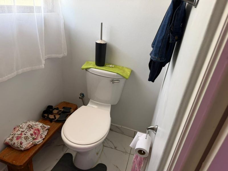 FOR SALE: 3 BEDROOM FREESTANDING TOWNHOUSE - OTJOMUISE EXTENSION 10 - Photo 8