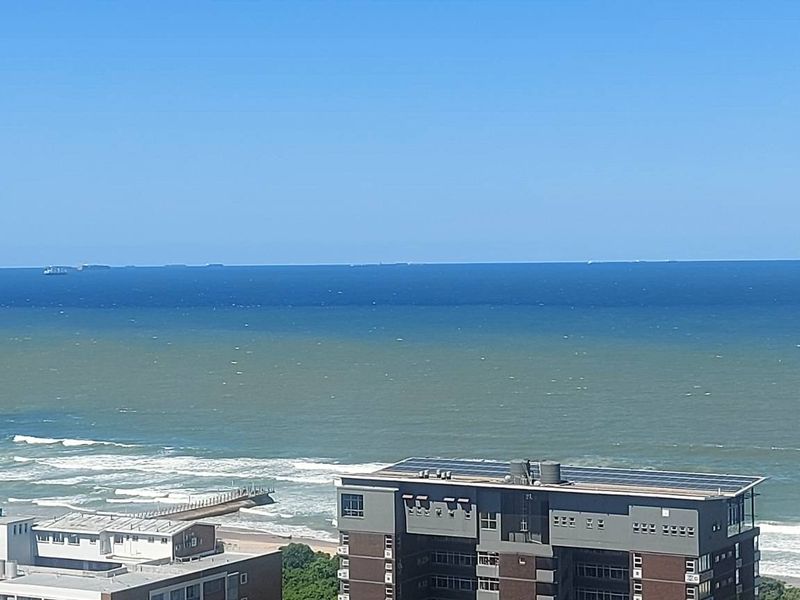 Heaven on Earth: Stunning Beachside Apartment Fully Furnished! - Photo 9