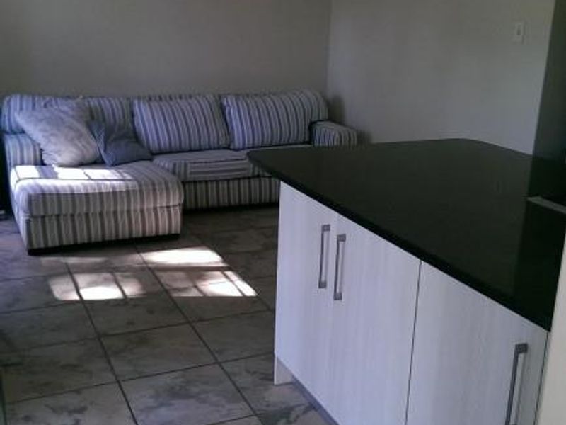1 BEDROOM COTTAGE TO RENT IN CRAIGHALL - Photo 9