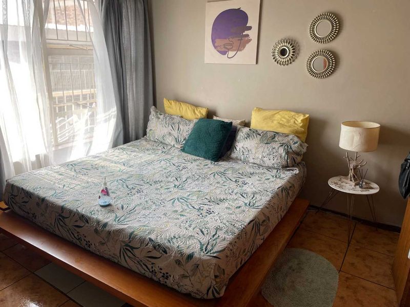 2 Bedroom Flat in Silverton FOR SALE - Photo 9