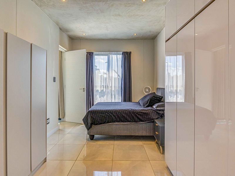 1 bedroom apartment in Houghton Estate - Photo 7