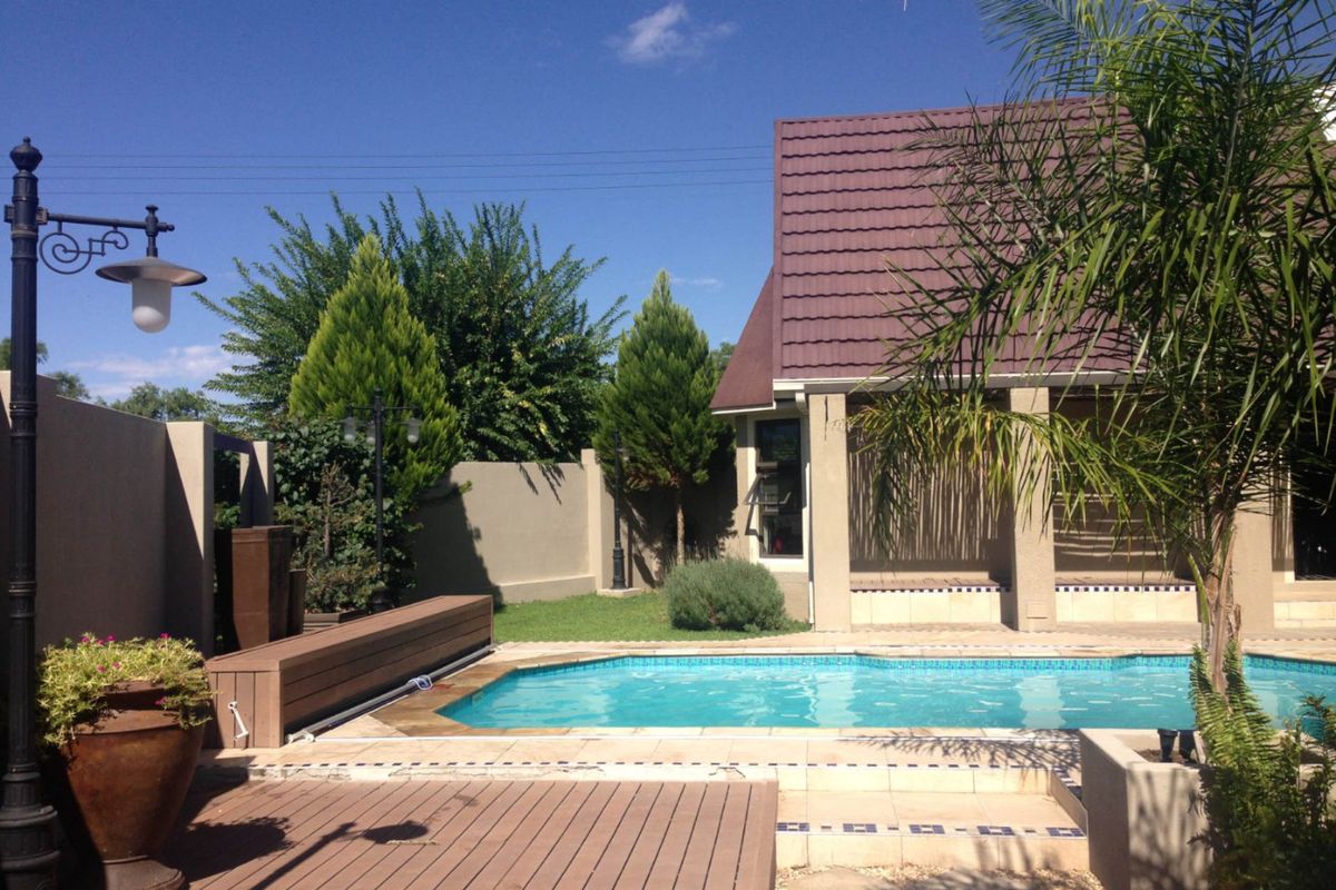 Modern Family Home Okahandja - Photo 3