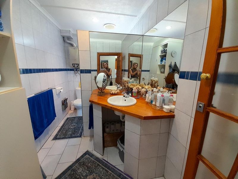 5 Bedroom House for Sale in Vineta - Photo 7