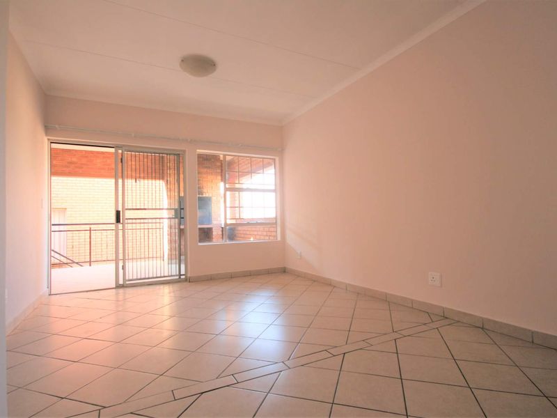 Welcome to Hazeldean - A loadshedding free area! - Photo 10