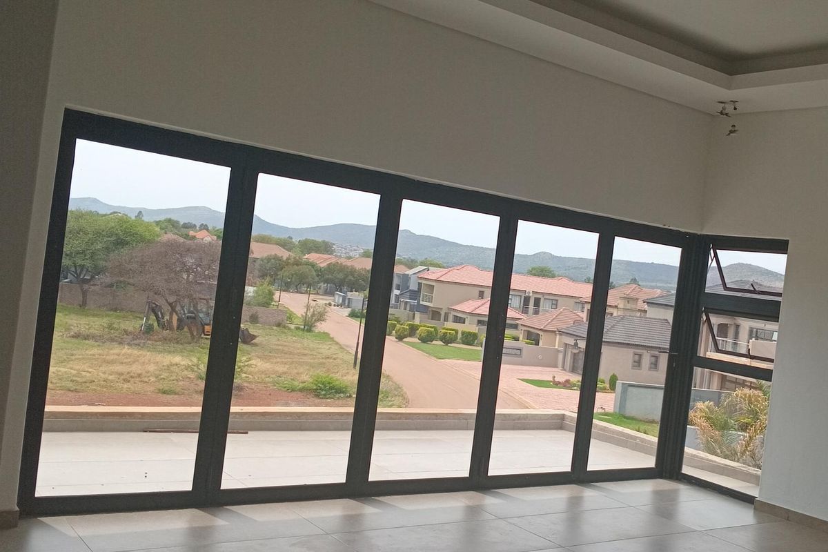 Tranquil property for sale. - Photo 5