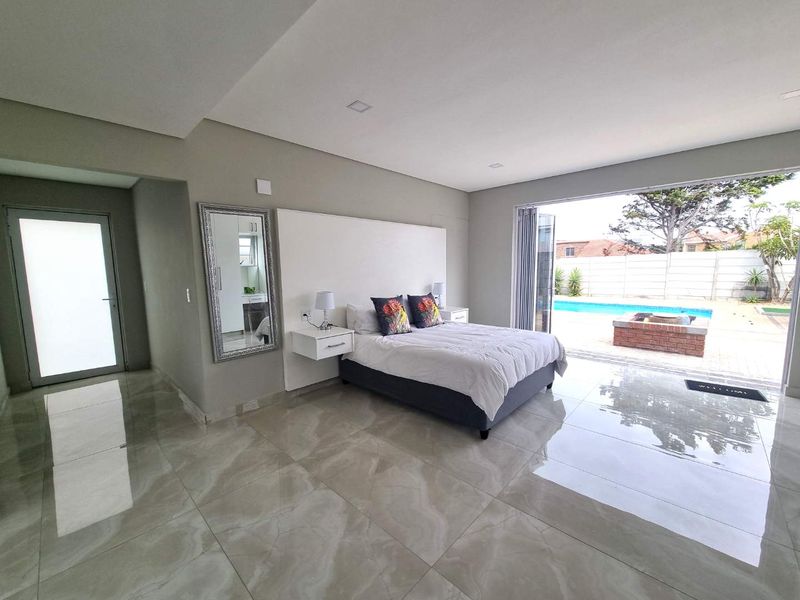 Comfortable Semi-Furnished Bachelor Flat in West Beach - Photo 5