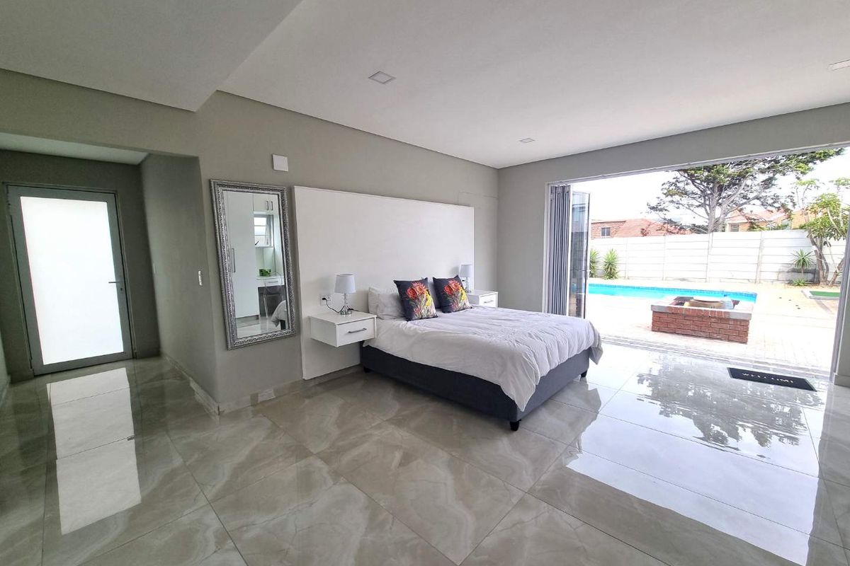 Comfortable Semi-Furnished Bachelor Flat in West Beach - Photo 5