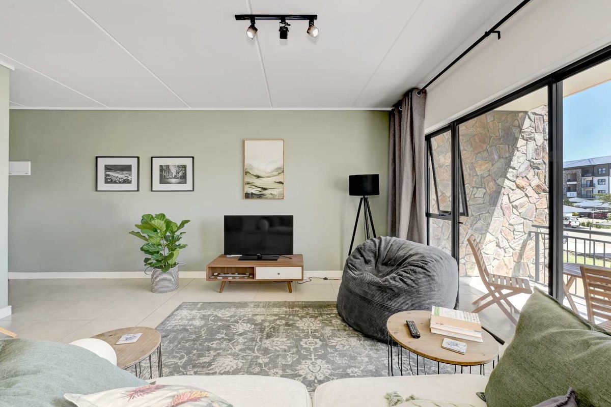 3-Bedroom Luxury Apartment | Fully Furnished | Fynbos Lifestyle Estate - Photo 3