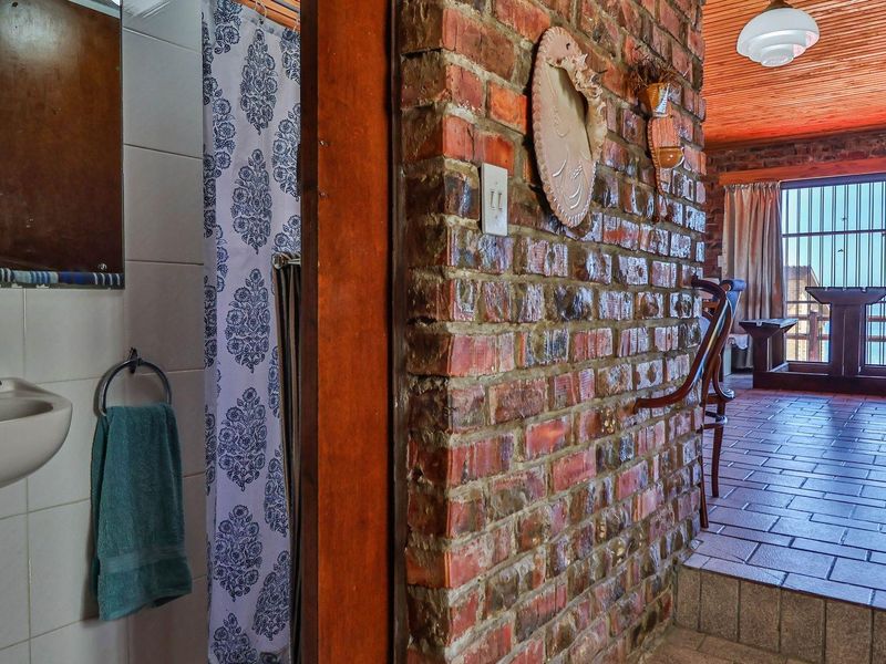 Location Perfection - Photo 10