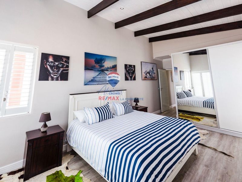 Beautiful Sea Front House Swakopmund - Photo 4