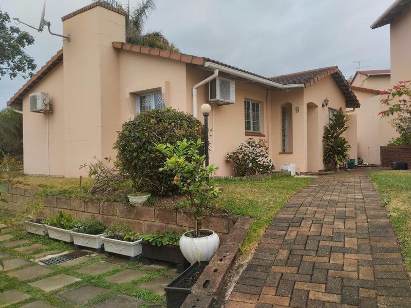 2 Bed  Simplex in secure complex - Photo 1
