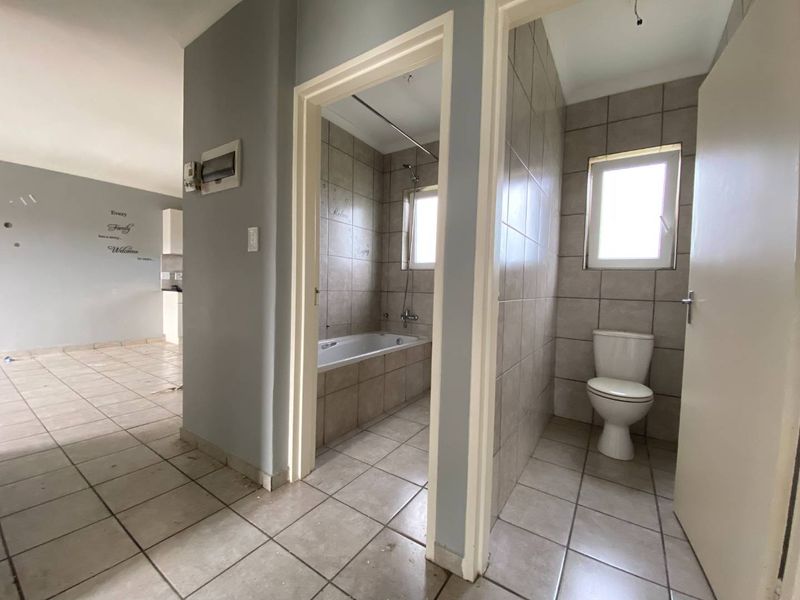 Mountain Shadows - Photo 9