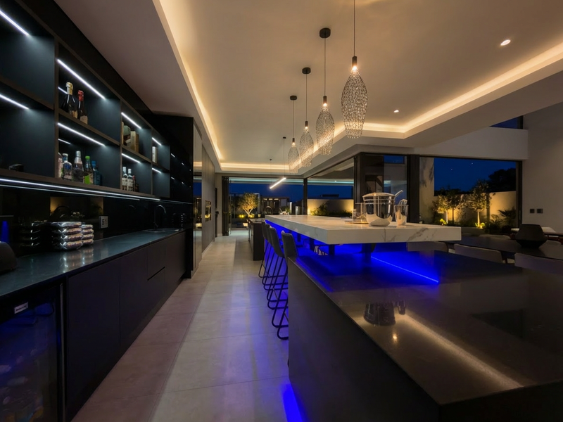 A Statement of Modern Elegance - Photo 4