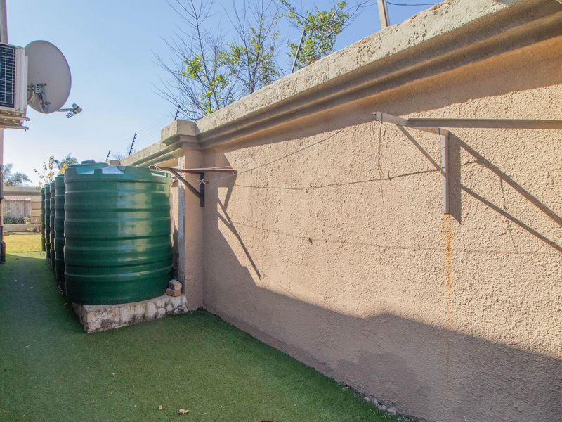 Beautiful  Family home in the boomed area of Mackenzie Park  Benoni - Photo 7