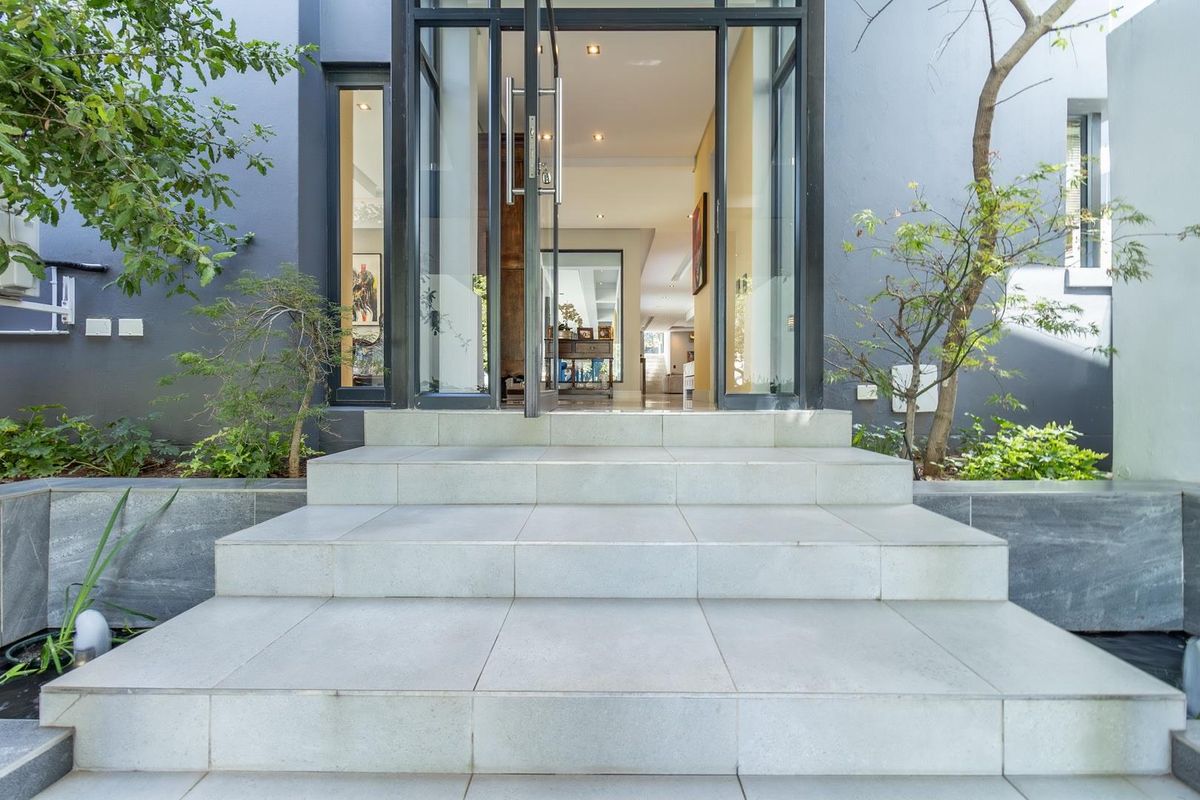 Sophisticated and elegant in the heart of Waterfall Country Estate - Photo 4