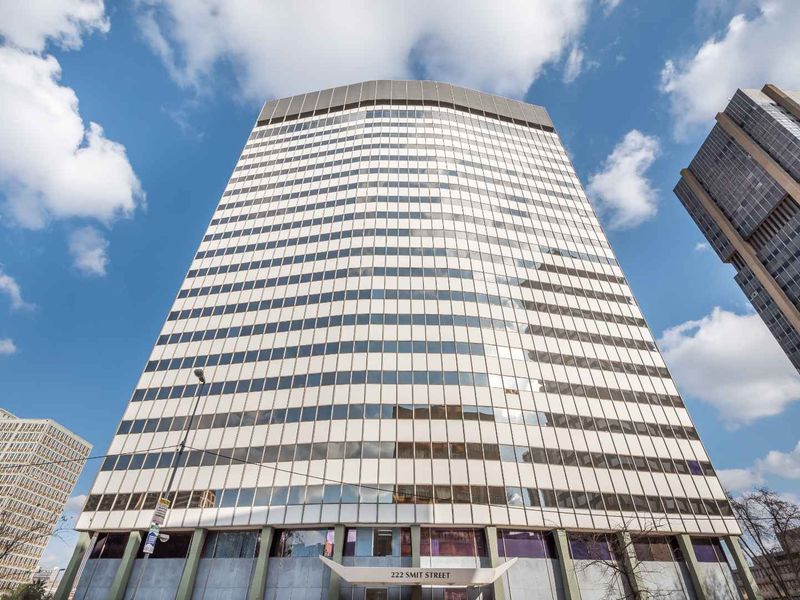 All-inclusive access to professional office space for 10 persons in Regus Braamfontein - Photo 2