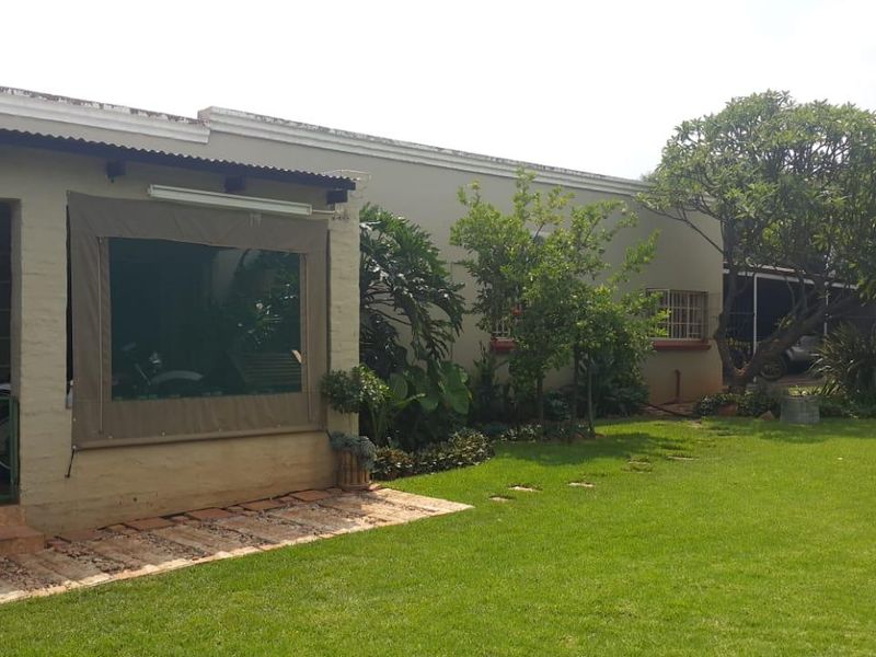 Unlock Your Prosperity: Where Passion Meets Profit on Rustenburg's Prestigious R104 Route! - Photo 8