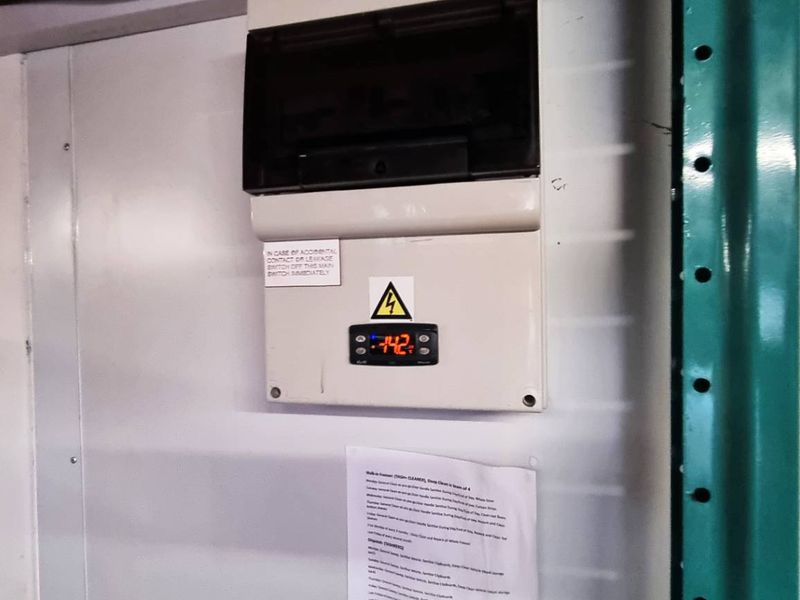 Double Volume Industrial Warehouse in Secure Complex - Photo 9