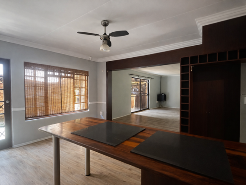 Family Home with Pool & Braai Room in Langenhovenpark - Photo 5