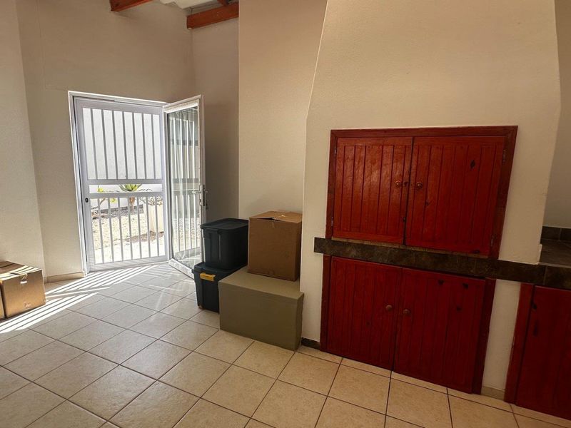 Just Listed Bargain - Photo 8