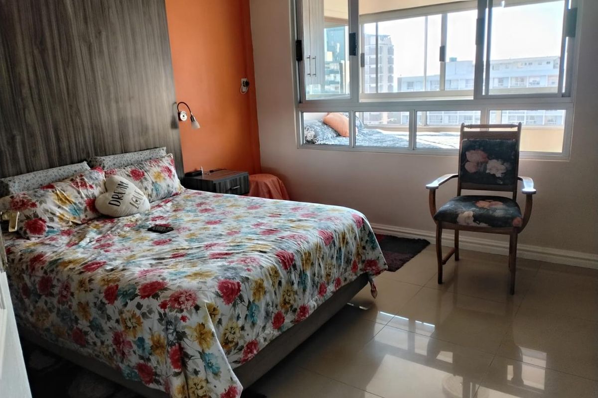 A comfortable and stylish apartment, with beautiful views. - Photo 4
