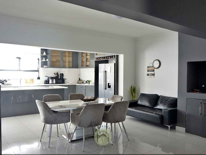 3 Bedroom House FOR SALE in Extension 14, Swakopmund - Photo 6