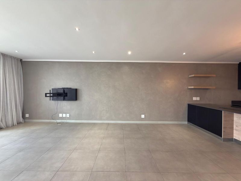 Gorgeous sunny & spacious open plan apartment - Photo 5