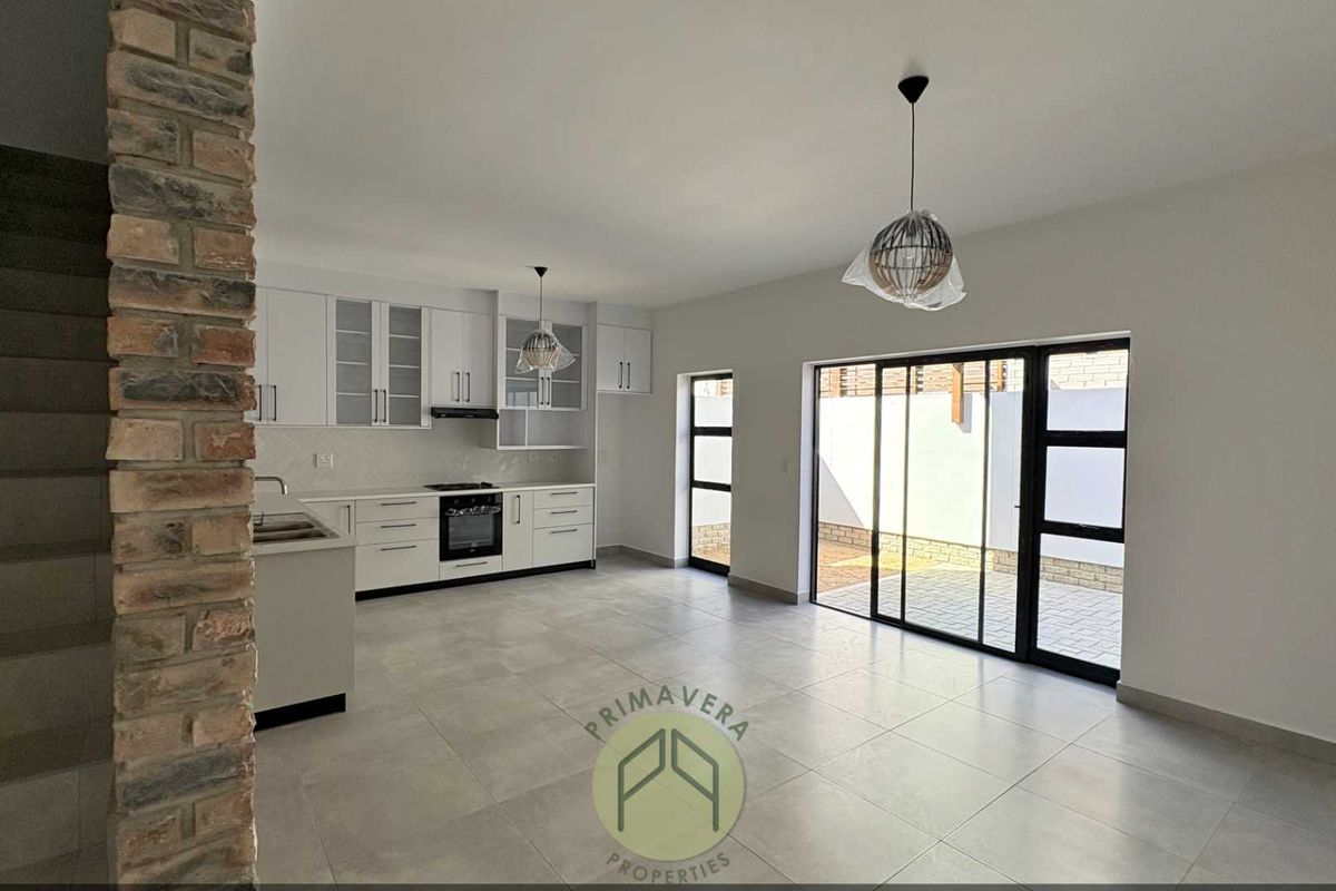 Brand New 2 Bedroom Double Storey Townhouse TO LET in Kramersdorf, Swakopmund - Photo 3