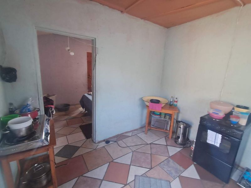 9 Bedroom Family House In Ntsonalanga - Photo 9