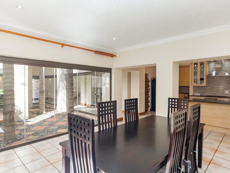 4 Bedroom House to Rent in Dainfern Golf Estate - Photo 8
