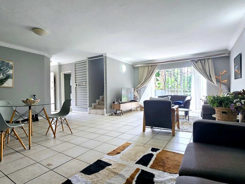 HIDDEN GEM 3 BEDROOM DUPLEX IN WATERKLOOF GLEN - Photo 5