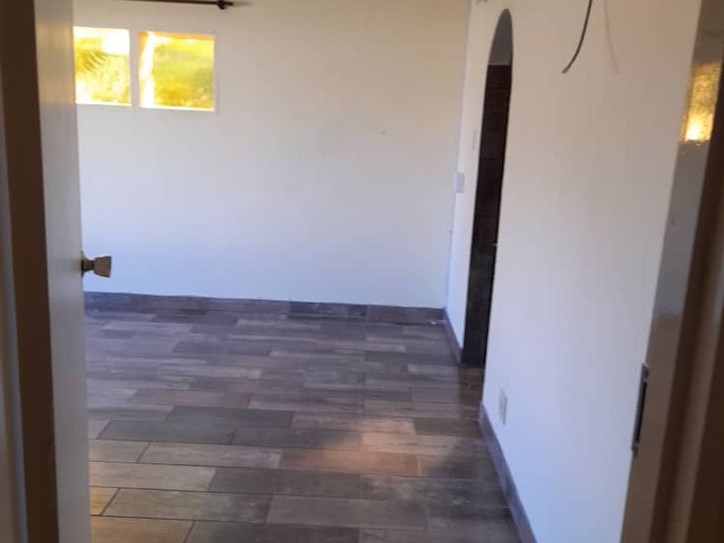 Huge house in Otjiwarongo - Photo 8