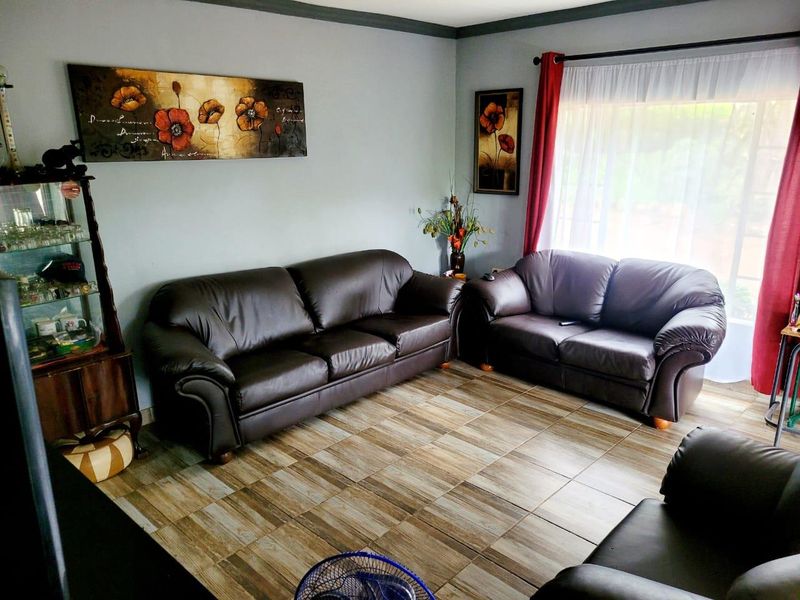 For Sale: Picturesque Smallholding North of Pretoria - Photo 3