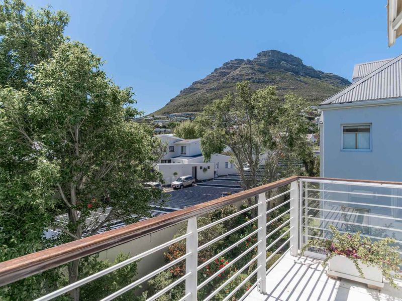 Modern Duplex apartment in Secure Hout Bay Estate - Photo 5