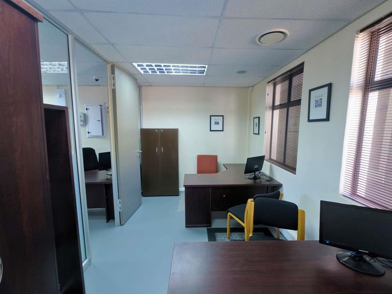 Move-in Ready, Fully Furnished Ground-Floor Office - Photo 10