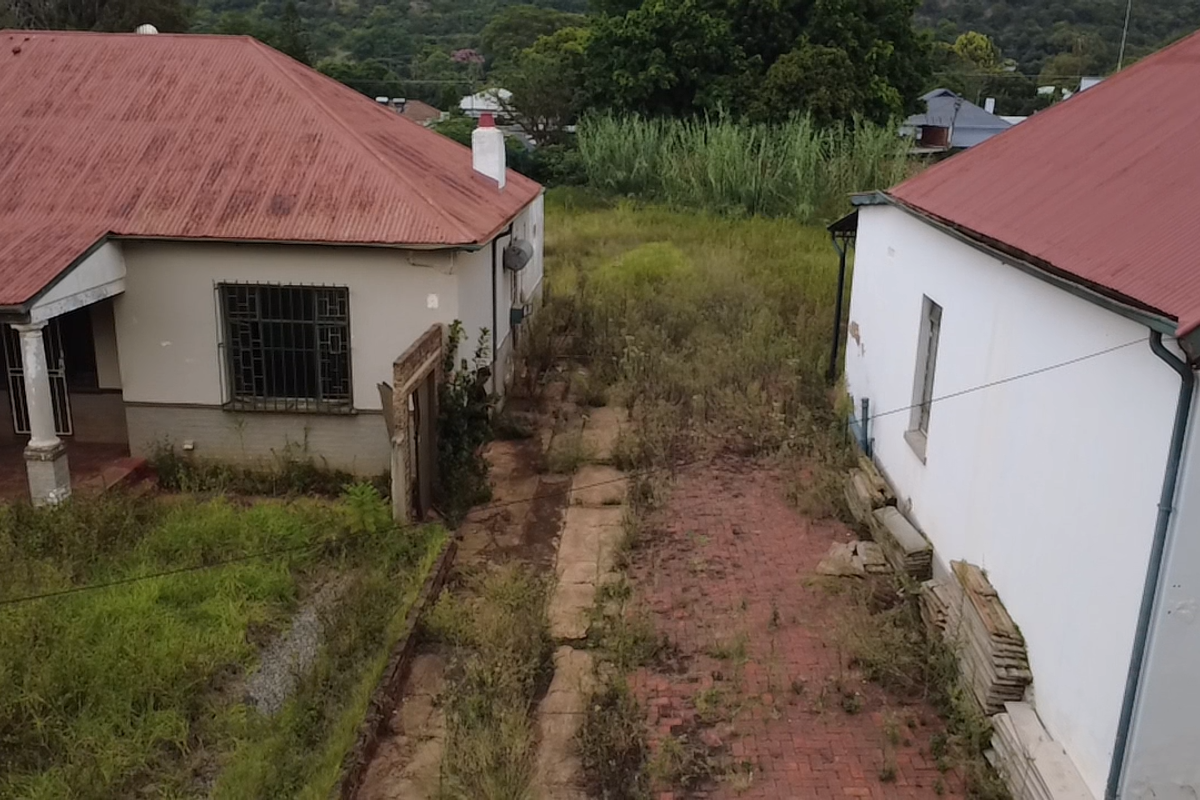 CALLING ALL INVESTORS! PROPERTY FOR SALE IN LEAFY RIVIERA PRETORIA - Photo 4