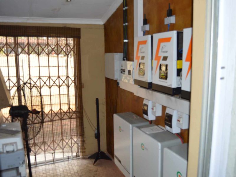 Commercial property in Hennie Alberts Street Alberton - Photo 9