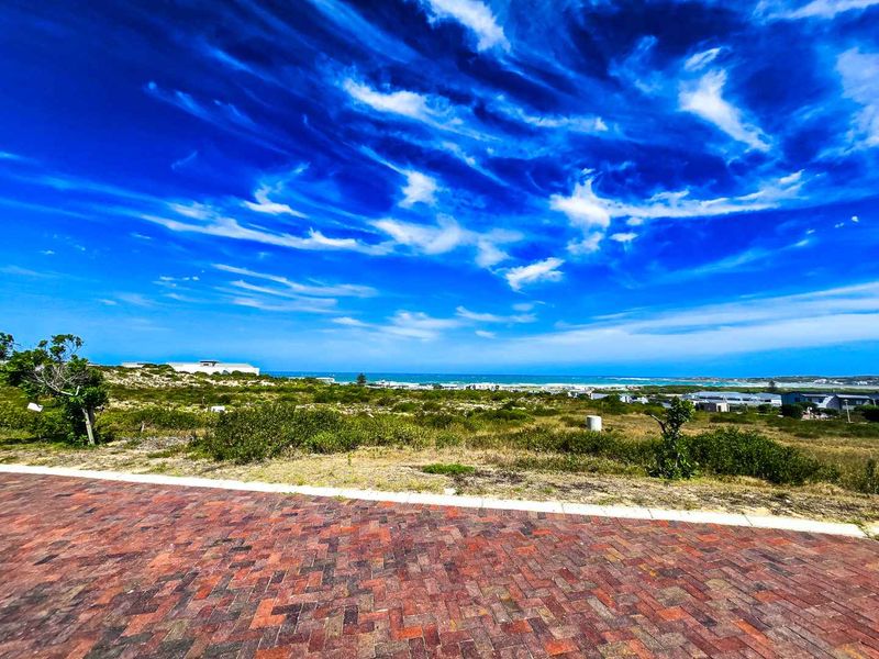 The right location at the right price. - Photo 10