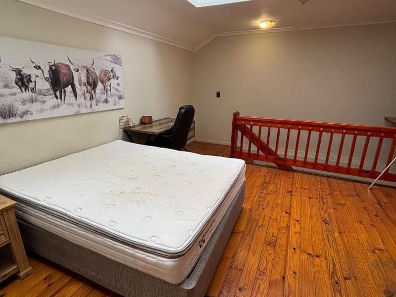 Modern 3-bedroom apartment offering strong rental returns in one of - Photo 8